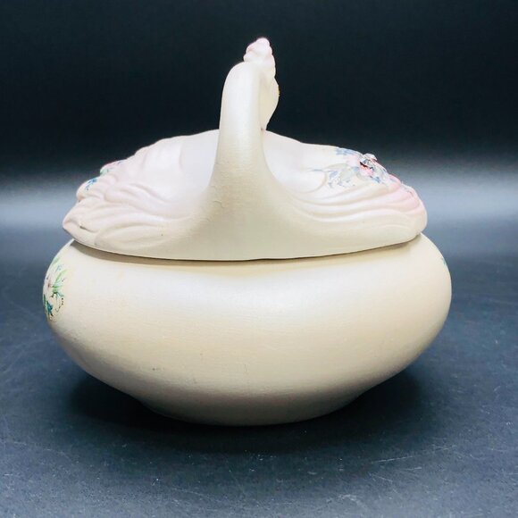 Vintage BERGER Italy Pearlescent Porcelain Swan Trinket Jewelry Dresser Box - Picture 5 of 15